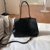 Load image into Gallery viewer, Emilie Classic Handbag