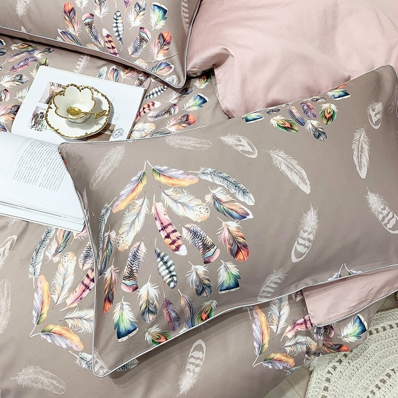 Sophisticated Feathers Egyptian Cotton Bedding Set